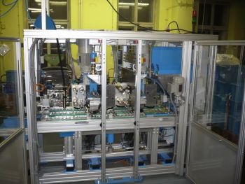 Multifunkční značící stroj tužek